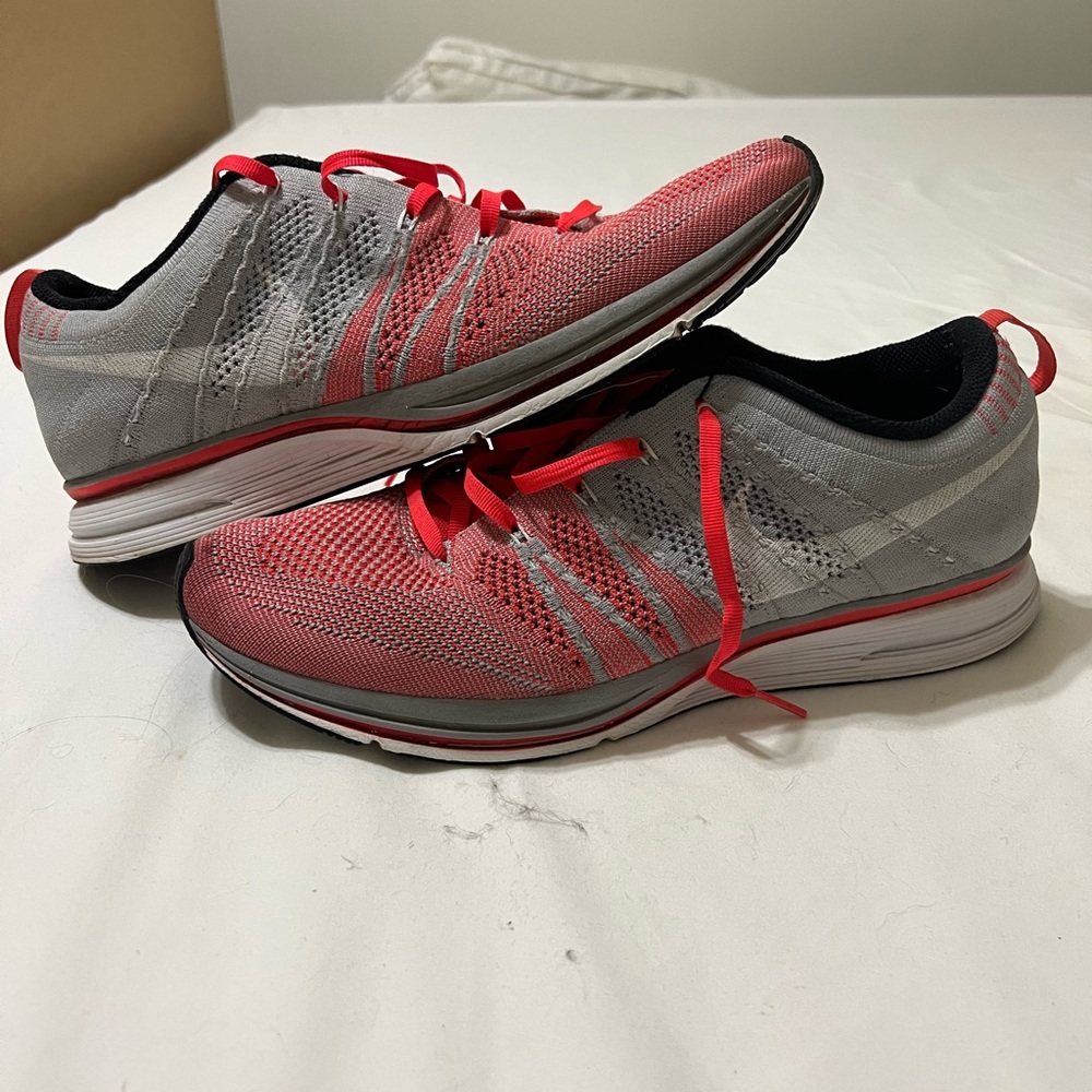 Original Nike flyknit trainer